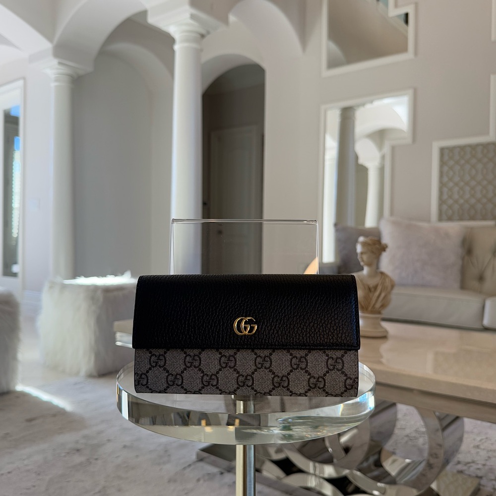 NWT Gucci GG Marmont Bi-color Continental Wallet